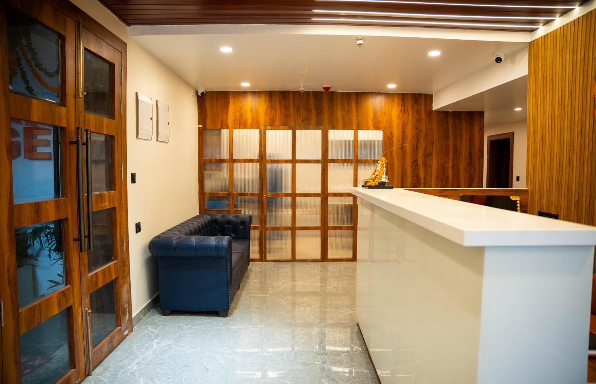 Hotel Orange Bhubaneswar Exterior photo