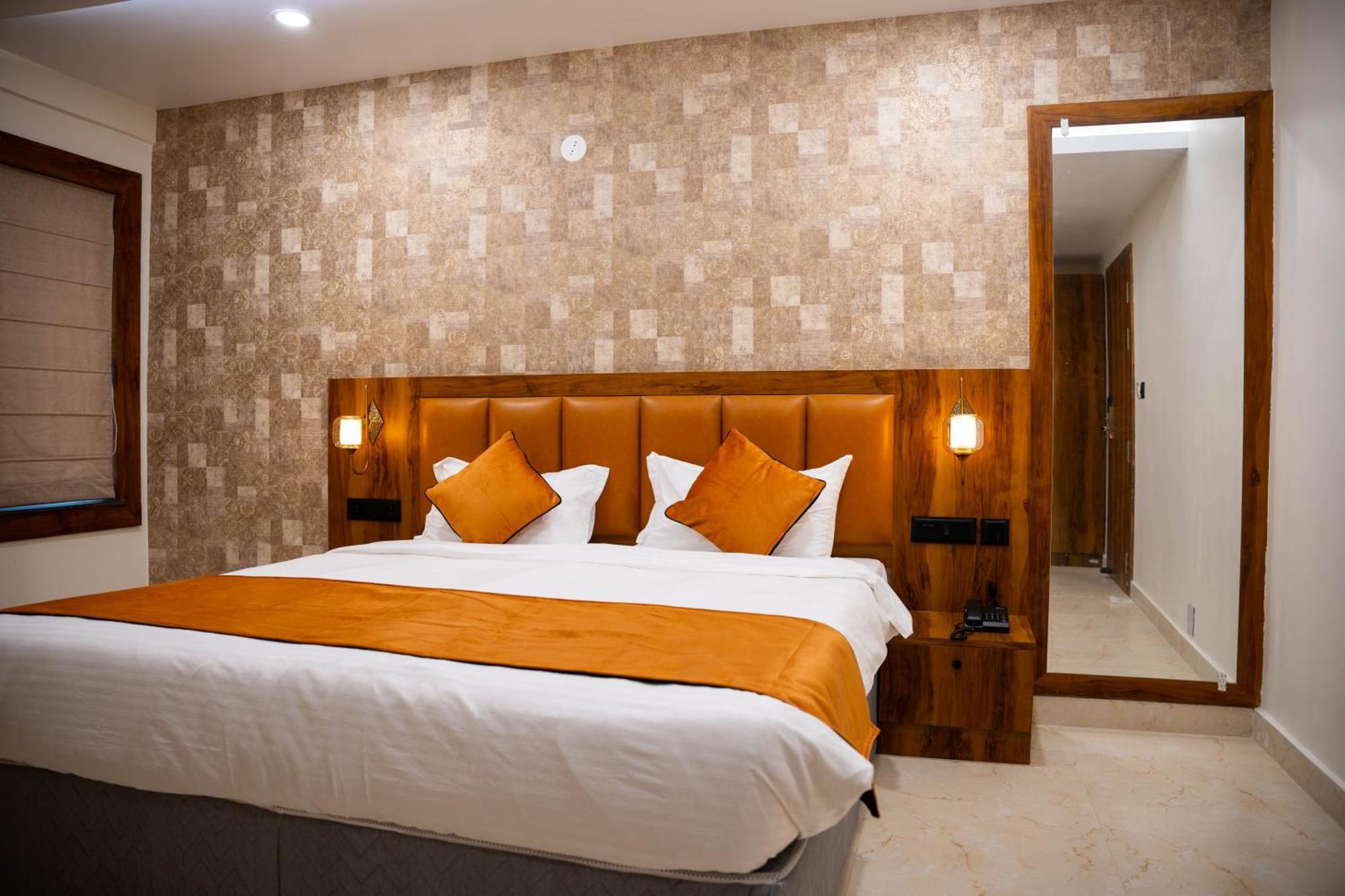 Hotel Orange Bhubaneswar Exterior photo
