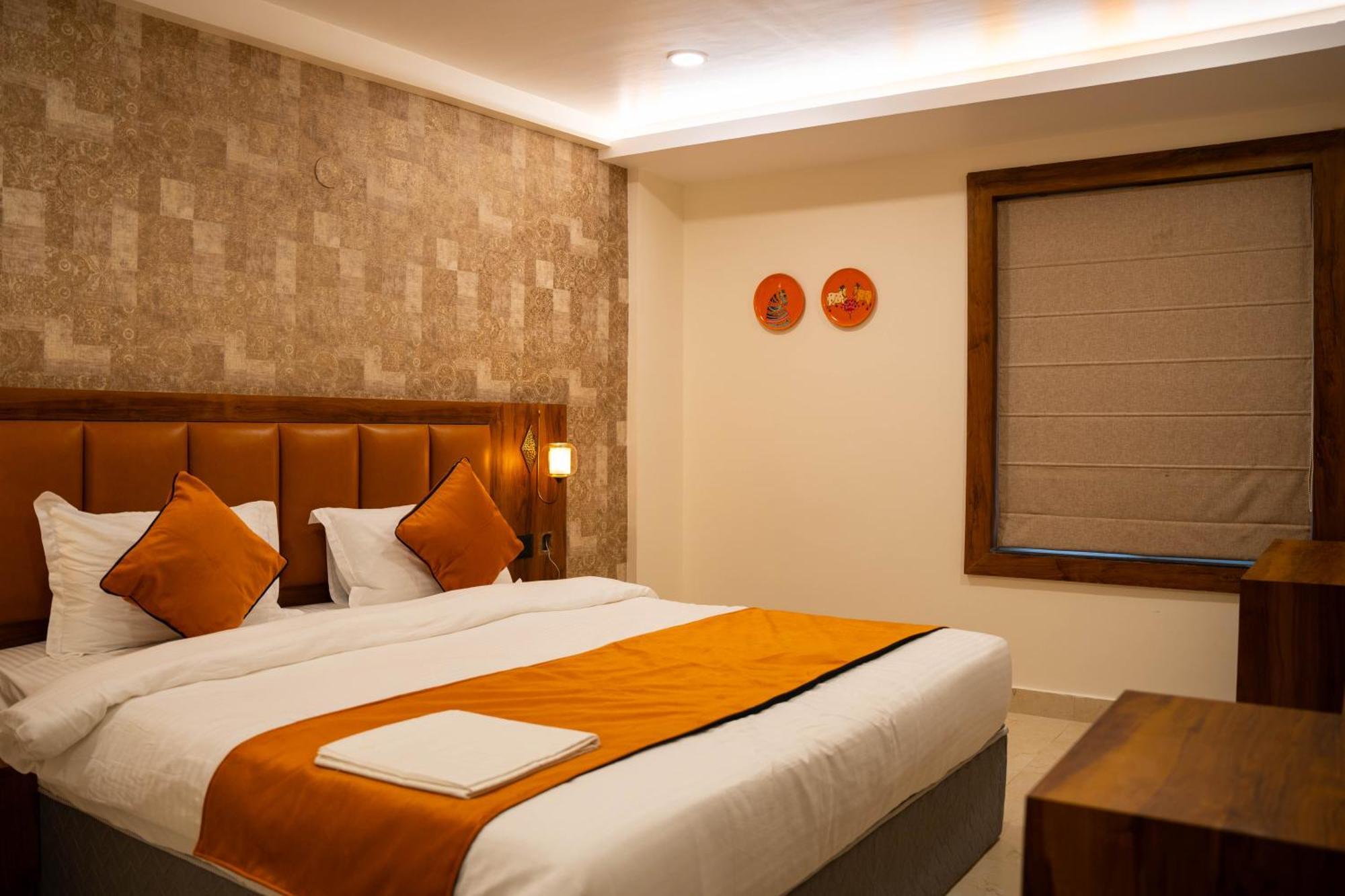 Hotel Orange Bhubaneswar Exterior photo