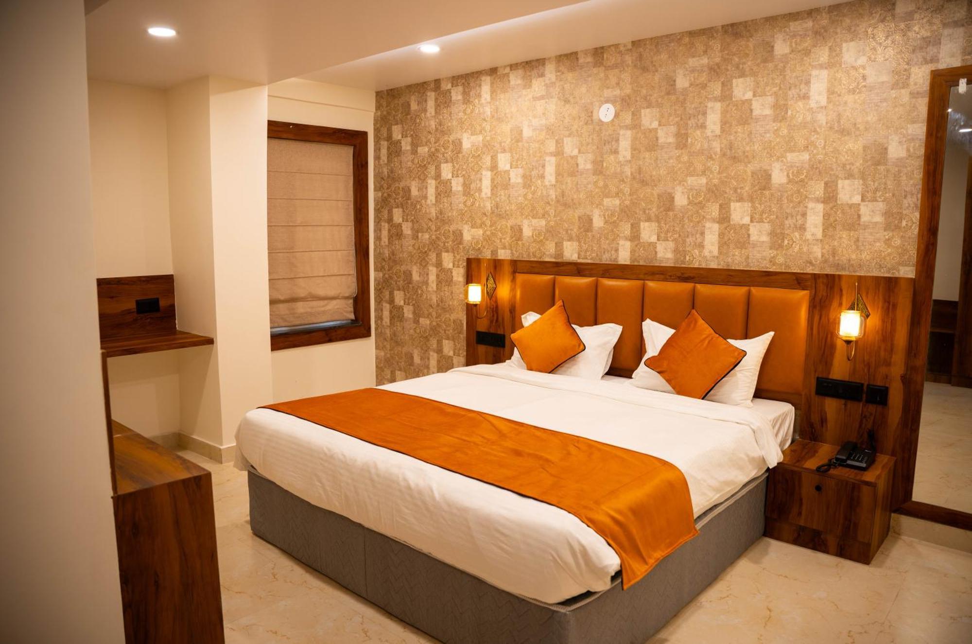 Hotel Orange Bhubaneswar Exterior photo