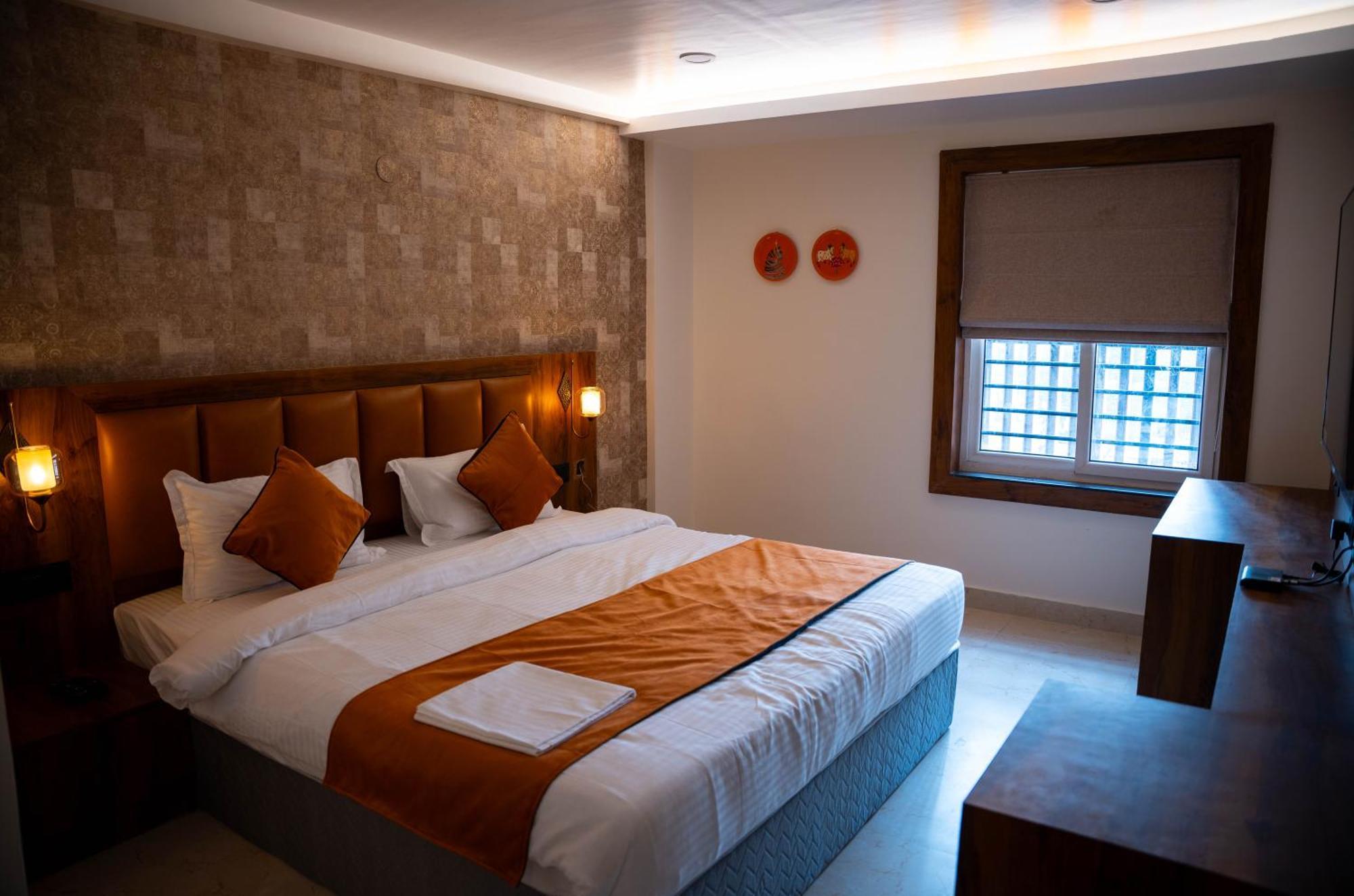 Hotel Orange Bhubaneswar Exterior photo