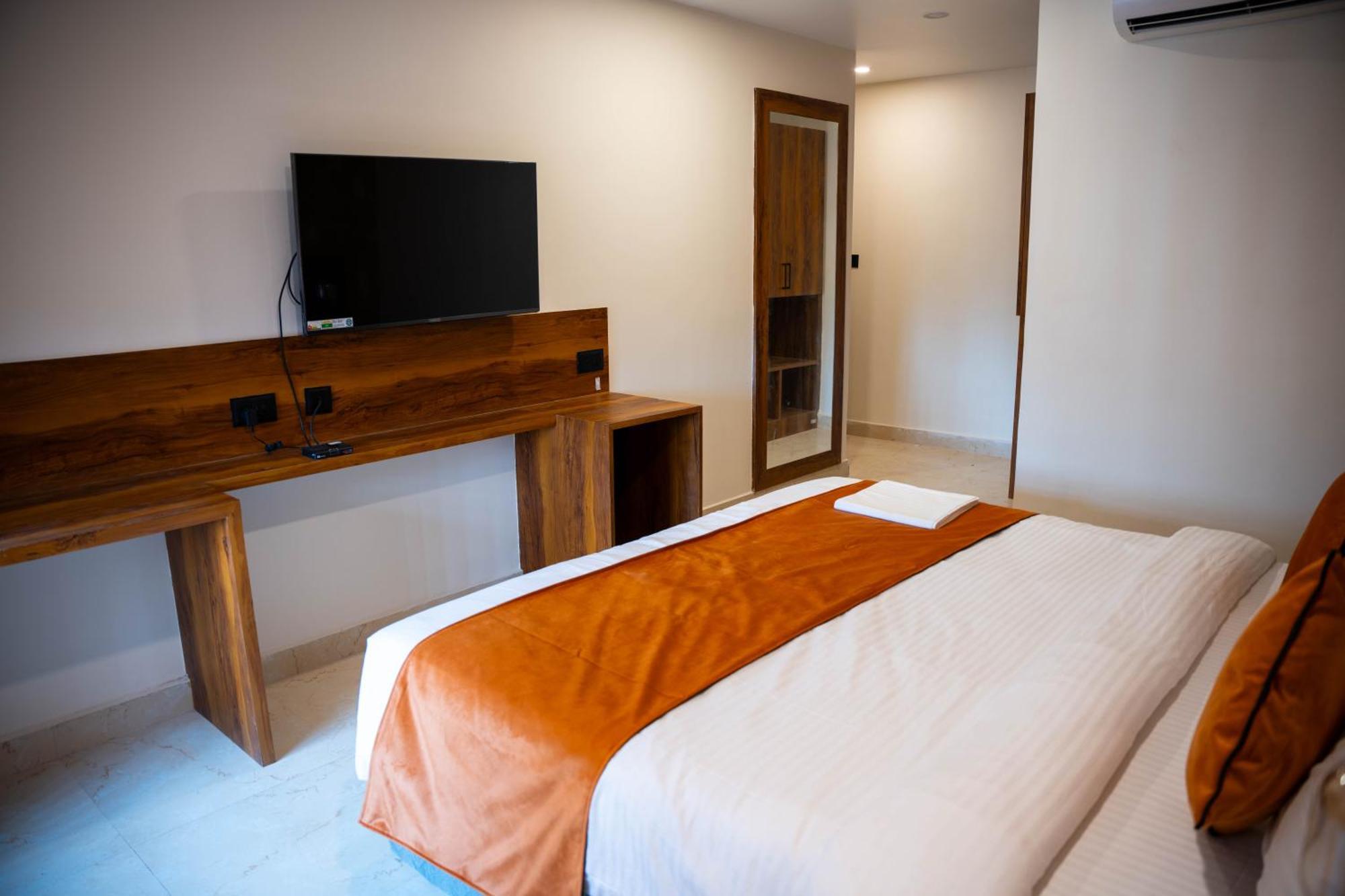 Hotel Orange Bhubaneswar Exterior photo