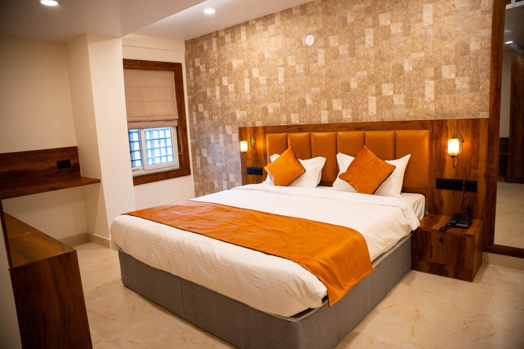 Hotel Orange Bhubaneswar Exterior photo